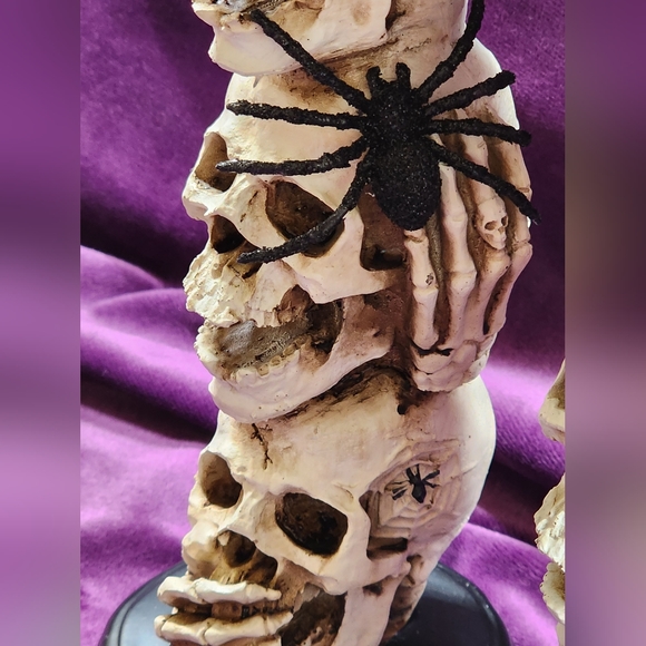 Christian Siriano Skull Candle Holders Set of 2 Halloween Candle Holders - Picture 5 of 8